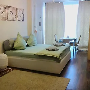 Euro Apartament Salut Na Pulkovskom 14 Апартаменты